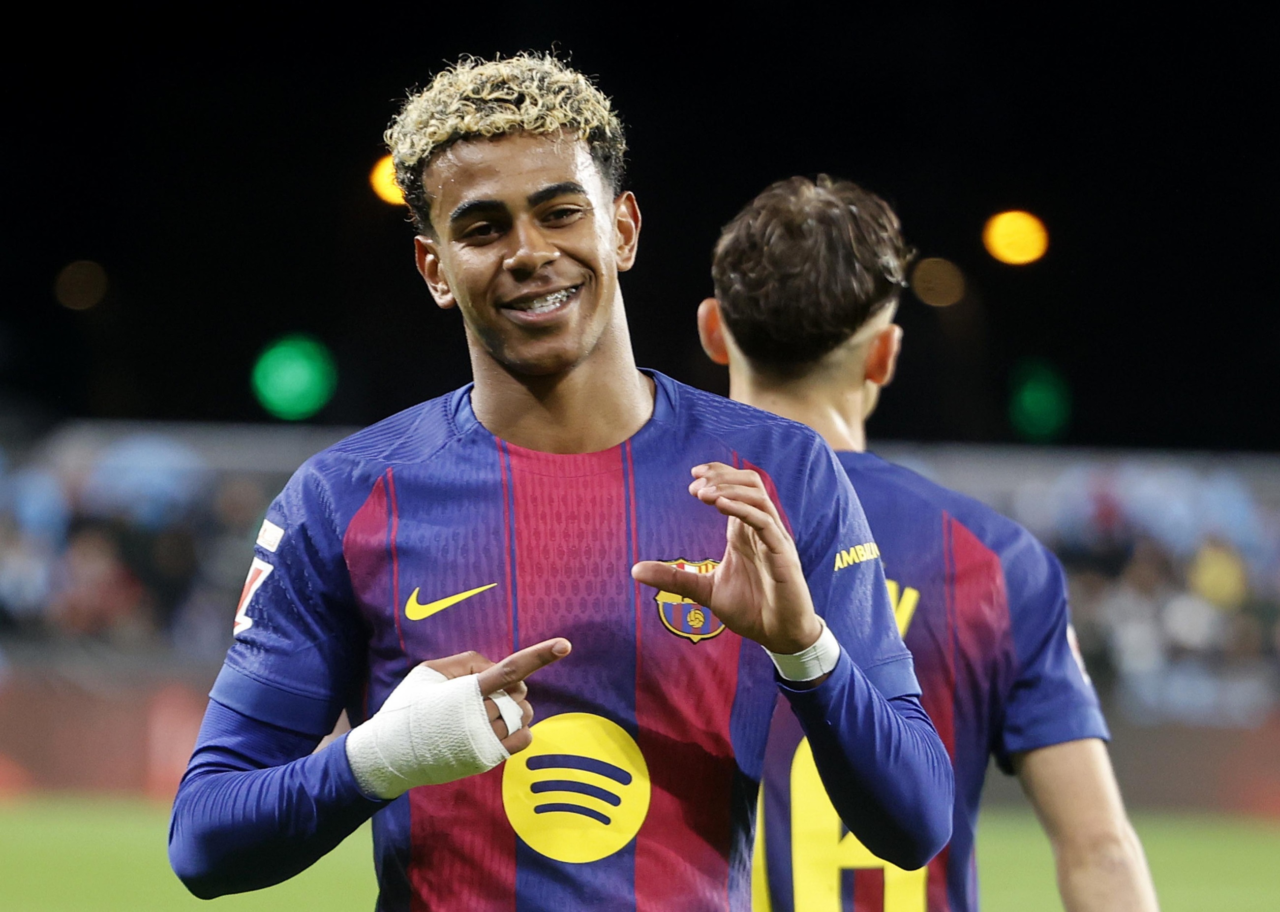 Điều kiện để Barcelona lên ngôi vô địch La Liga ở trận Siêu kinh điển