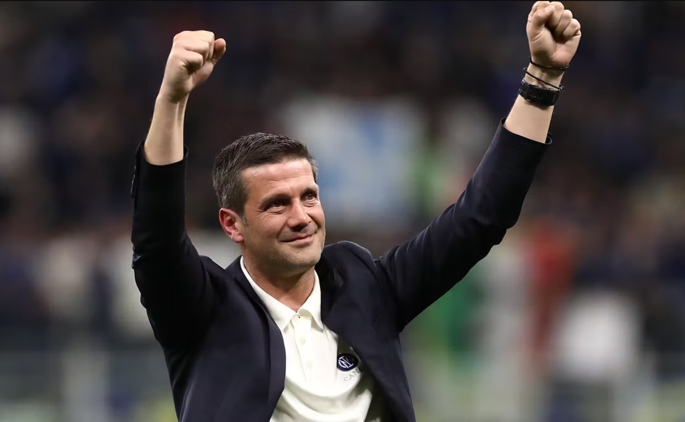 Chivu lập nên một kỷ lục độc nhất vô nhị: 3 Scudetto với 3 lần ở Inter