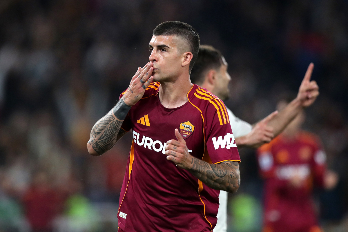 AS Roma thổi bùng hy vọng giành vé dự Champions League, đẩy áp lực vào Juventus và Milan
