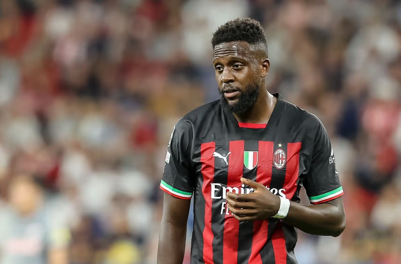 AC Milan có bao nhiêu bản hợp đồng thất bại trên thị trường chuyển nhượng sau khi giành Scudetto?