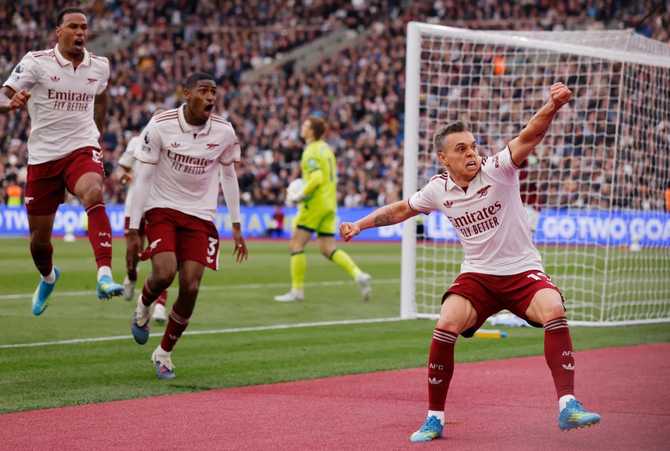 Bảng xếp hạng Ngoại hạng Anh mới nhất: Arsenal tái lập khoảng cách 5 điểm