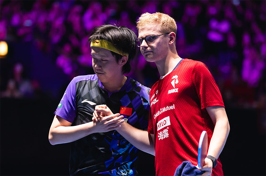 Wang Chuqin tỏa sáng, bóng bàn Trung Quốc đánh bại Pháp để vào chung kết London 2026