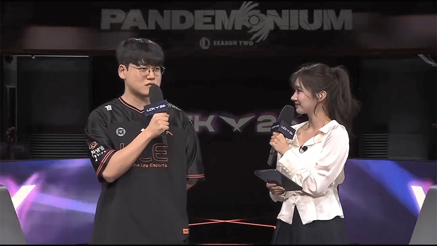 HLE Gumayusi: “Tôi rất vui vì đã trả được món nợ trước T1”