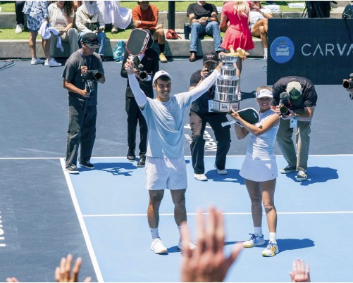 Tổng kết PPA Tour Finals 2026: Mùa giải hoàn hảo của Ben Johns và Anna Leigh Waters
