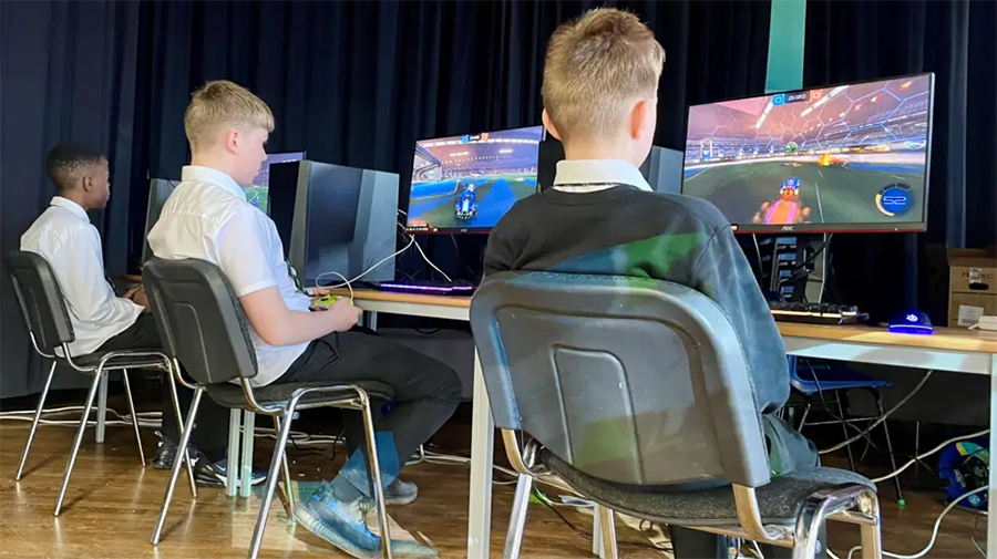 Học Esports để làm quản lý, tổ chức sự kiện và phát triển game