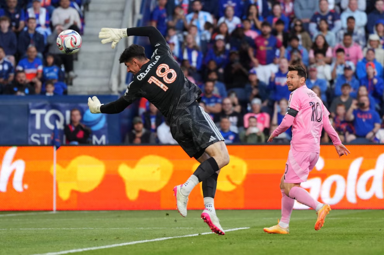 Messi lập hat-trick cho Inter Miami trong trận đấu c&oacute; 8 b&agrave;n thắng ở MLS