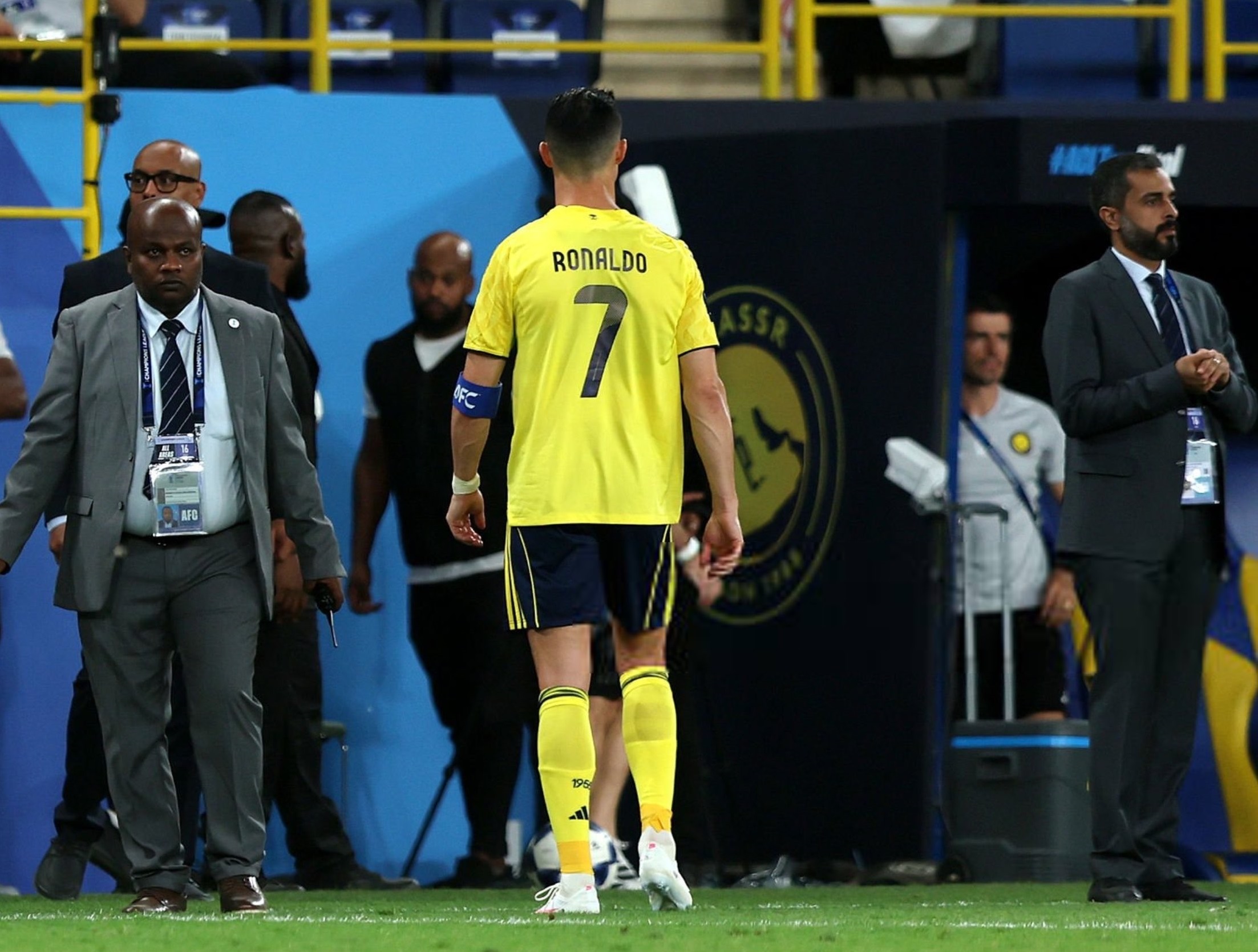 Sau khi thua trận chung kết cùng Al-Nassr, Cristiano Ronaldo không tham dự lễ trao giải Sau khi thua trận chung kết cùng Al-Nassr, Cristiano Ronaldo không tham dự lễ trao giải