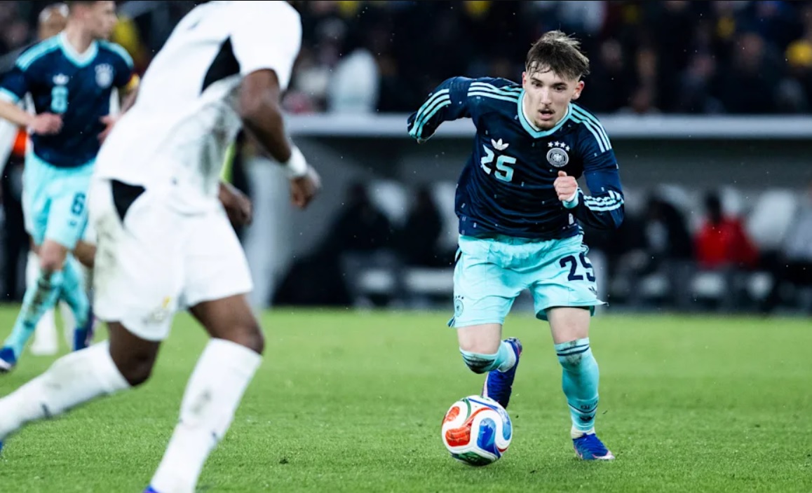 Tài năng 18 tuổi của Bayern Munich chắc suất dự World Cup 2026 cùng tuyển Đức