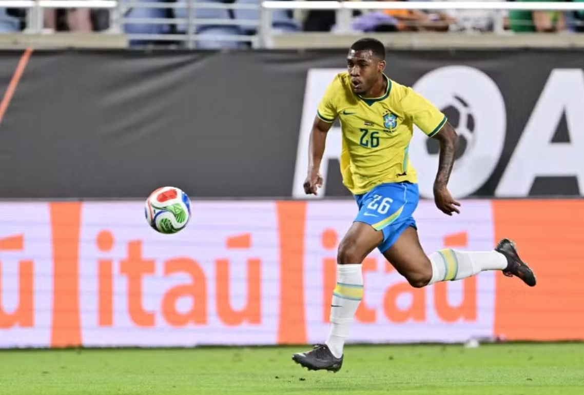 Tuyển Brazil c&oacute; 2 cầu thủ trẻ nhất tham dự World Cup kể từ Ronaldo năm 1994