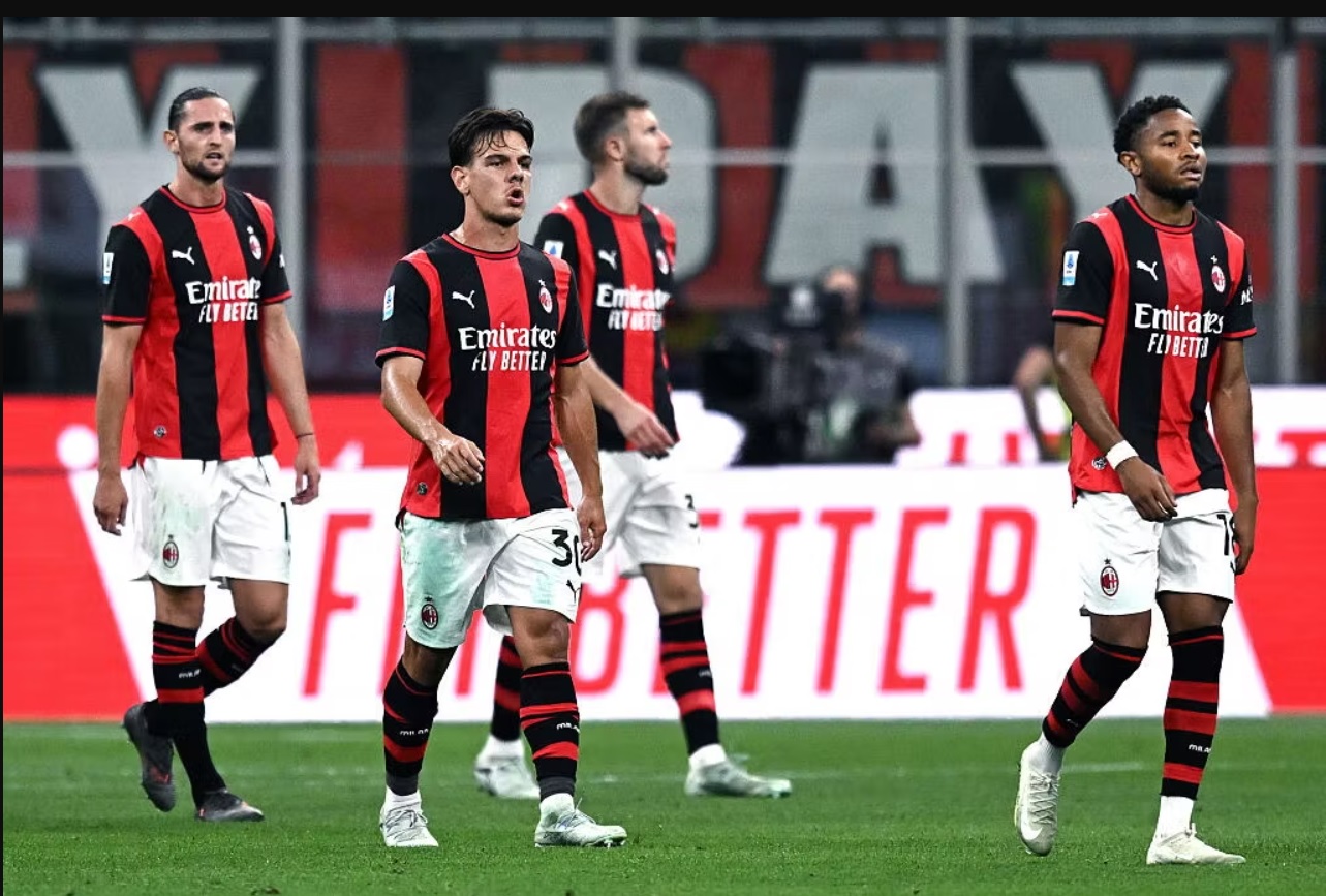 AC Milan sẽ thực hiện cuộc thanh trừng như thế nào sau mùa giải thảm hại?