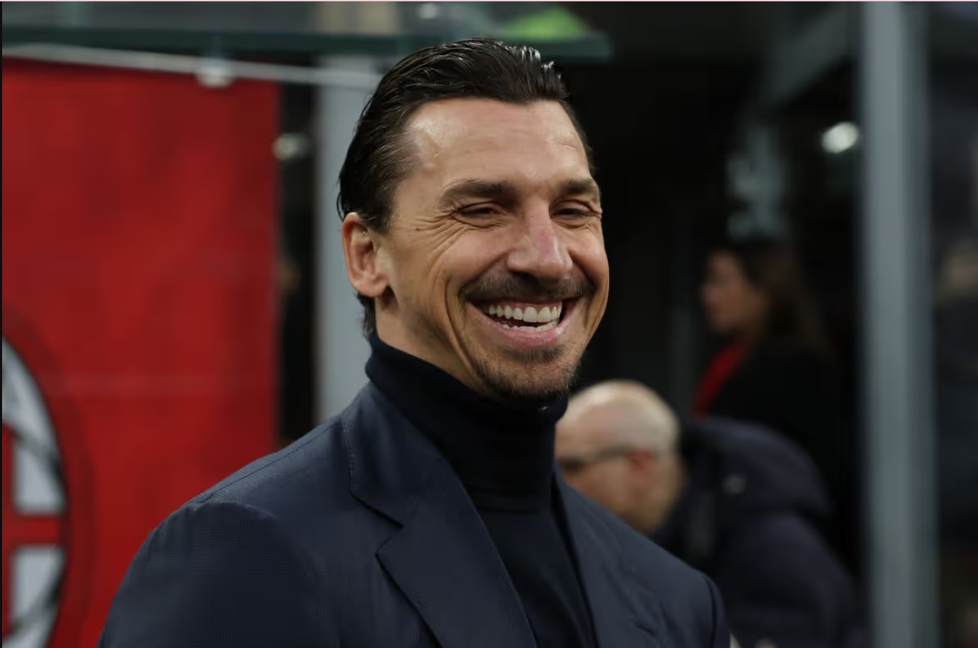 Tại sao tương lai của AC Milan lại phụ thuộc vào Ibrahimovic?