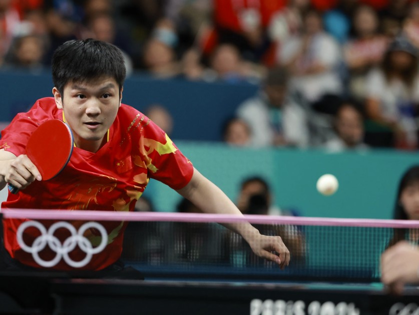 Olympic gọi tên Fan Zhendong: Cái tát của giá trị truyền thống vào tham vọng thương mại hóa của WTT