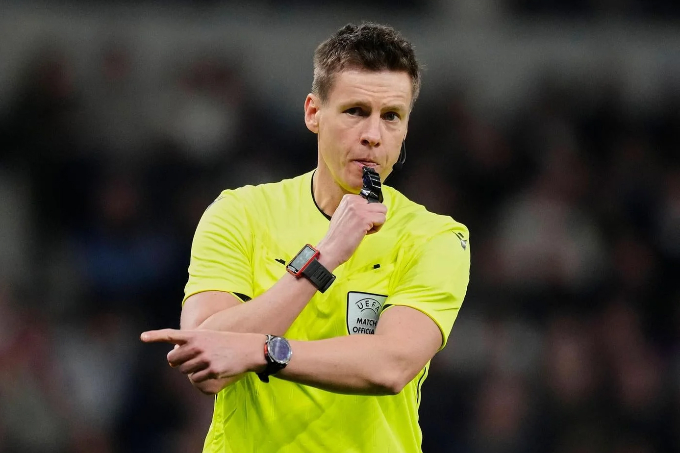 Trọng tài Daniel Siebert trải lòng trước khi bắt chính trận chung kết Champions League lịch sử