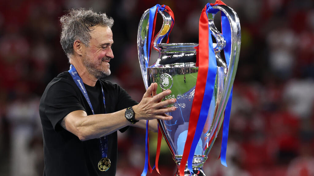 HLV Luis Enrique đi v&agrave;o lịch sử Champions League sau chức v&ocirc; địch c&ugrave;ng PSG