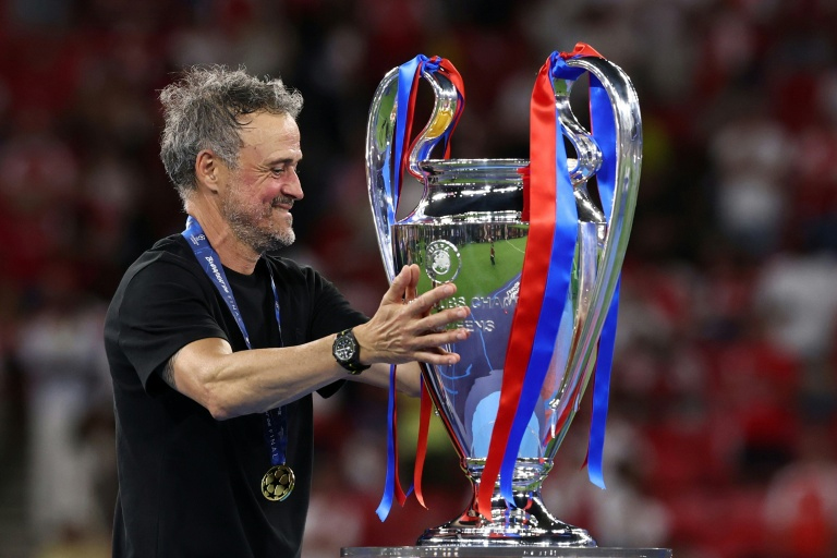 Luis Enrique củng cố di sản vĩ đại ở PSG với chiến tích lịch sử tại Champions League