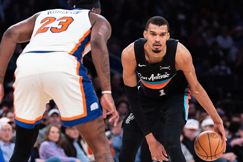 Đoán trúng cả 7 trận chung kết miền, "tiên tri" Corgi đoán San Antonio Spurs vô địch NBA 2026