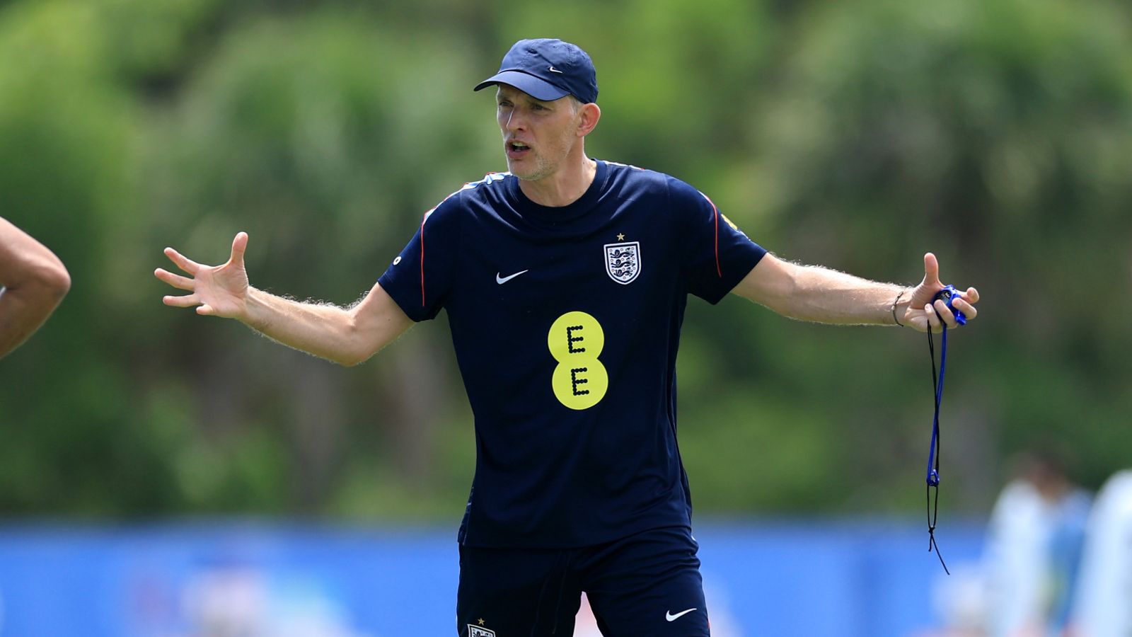 HLV Tuchel cho phép tuyển thủ Anh chuyển nhượng trong thời gian World Cup