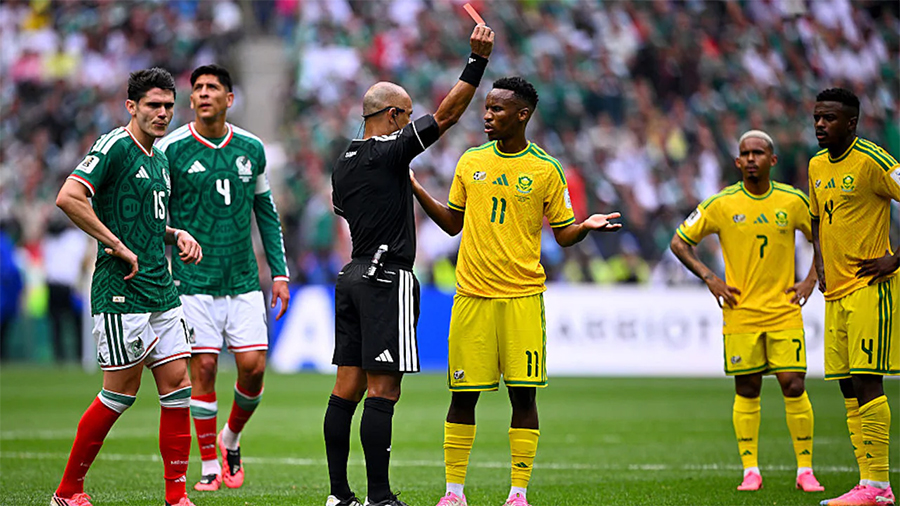 3 thẻ đỏ và những tranh cãi ở trận khai mạc World Cup 2026
