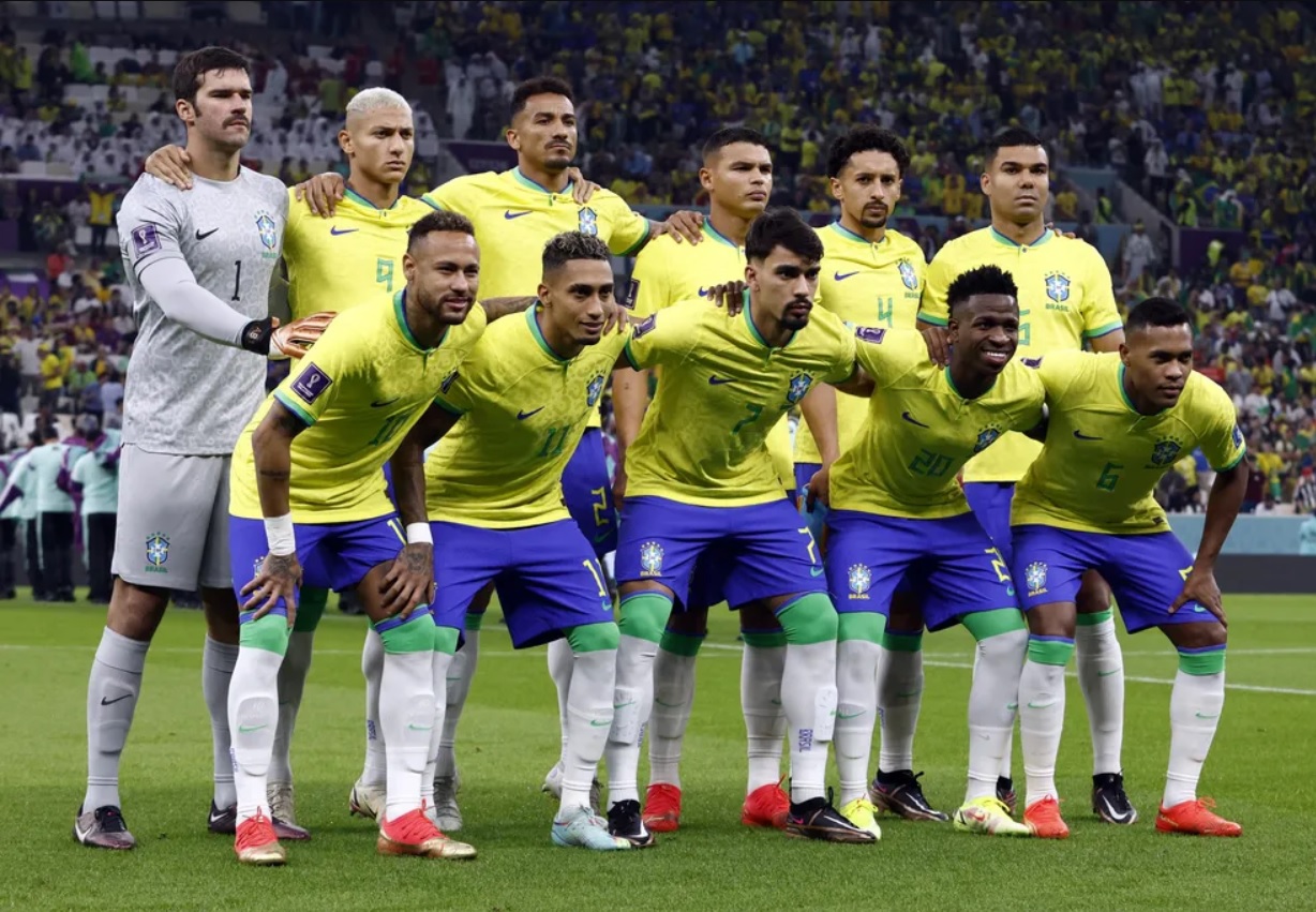 Brazil lần đầu tiên giữ lại 8 trụ cột qua hai kỳ World Cup liên tiếp