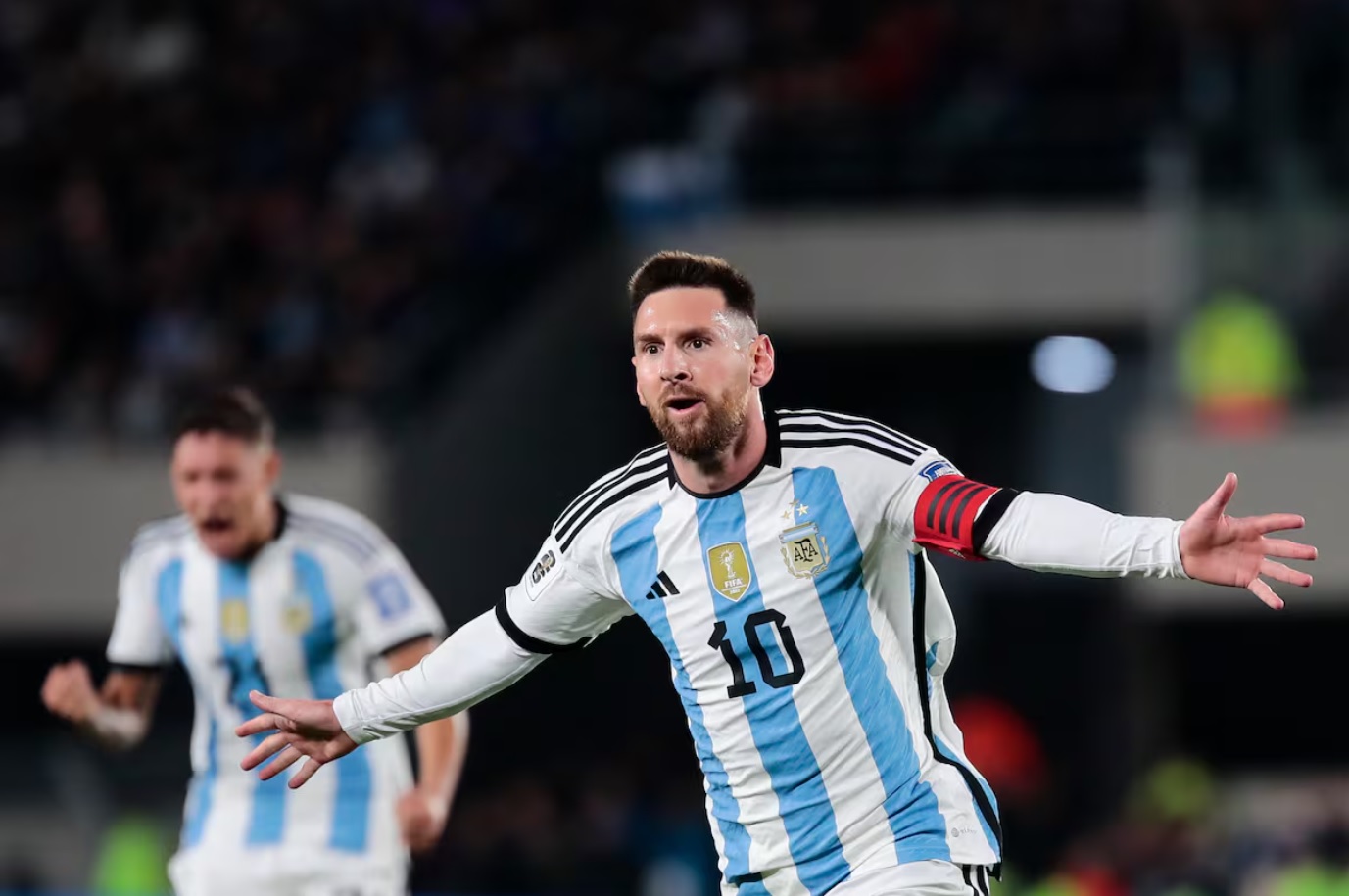 Tranh cãi Messi sẽ chơi trận thứ 199 hay 200 cho Argentina khi gặp Algeria