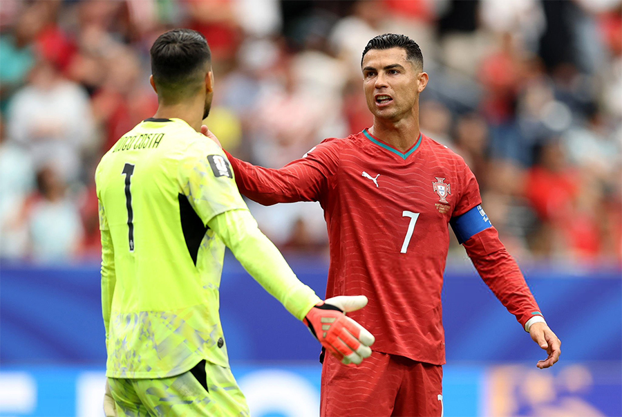 Cristiano Ronaldo gây thất vọng trong ngày Bồ Đào Nha mất điểm trước CHDC Congo