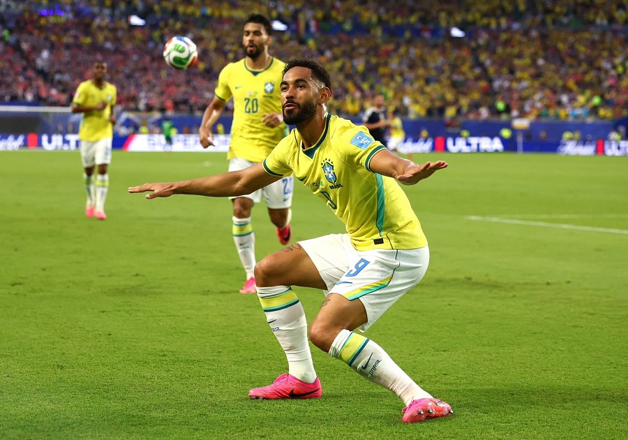 Từ bật khóc vì bỏ lỡ World Cup, Matheus Cunha đang đua tranh danh hiệu Vua phá lưới