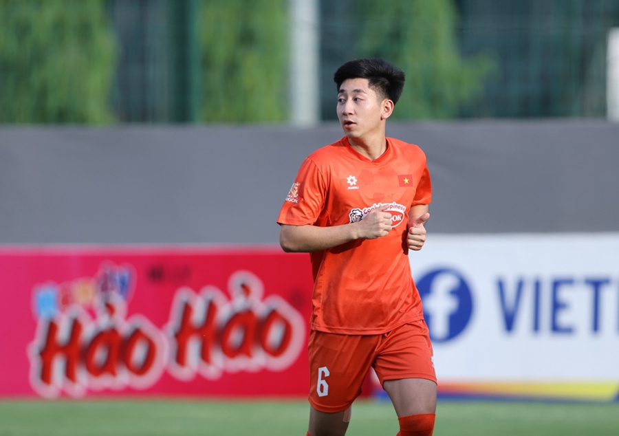 Nhật Minh đặt mục tiêu dự ASEAN Cup 2026, tuyển Việt Nam đón tin vui từ Thành Chung