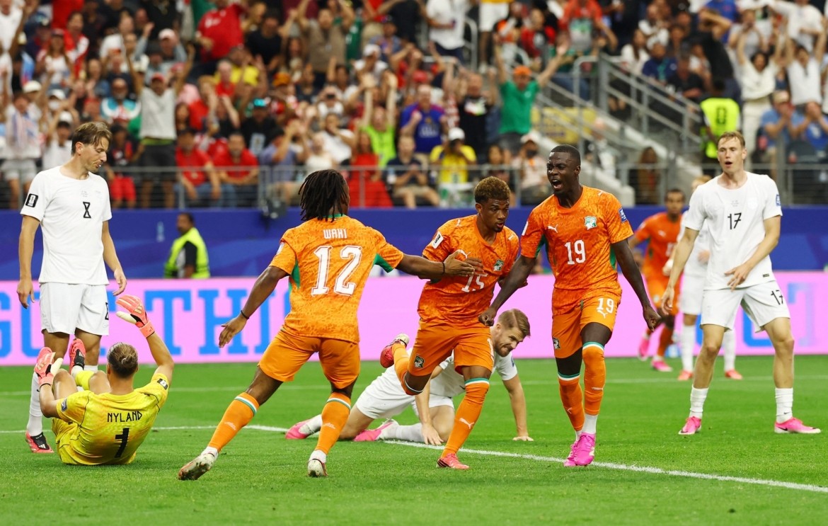 VIDEO Cầu thủ Man United Amad Diallo có pha solo ghi bàn cực đỉnh ở World Cup 2026