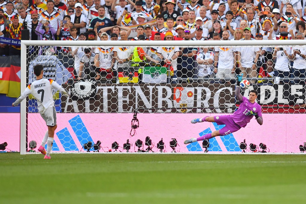 Làm thế nào để chiến thắng ở loạt sút luân lưu 11m tại World Cup?