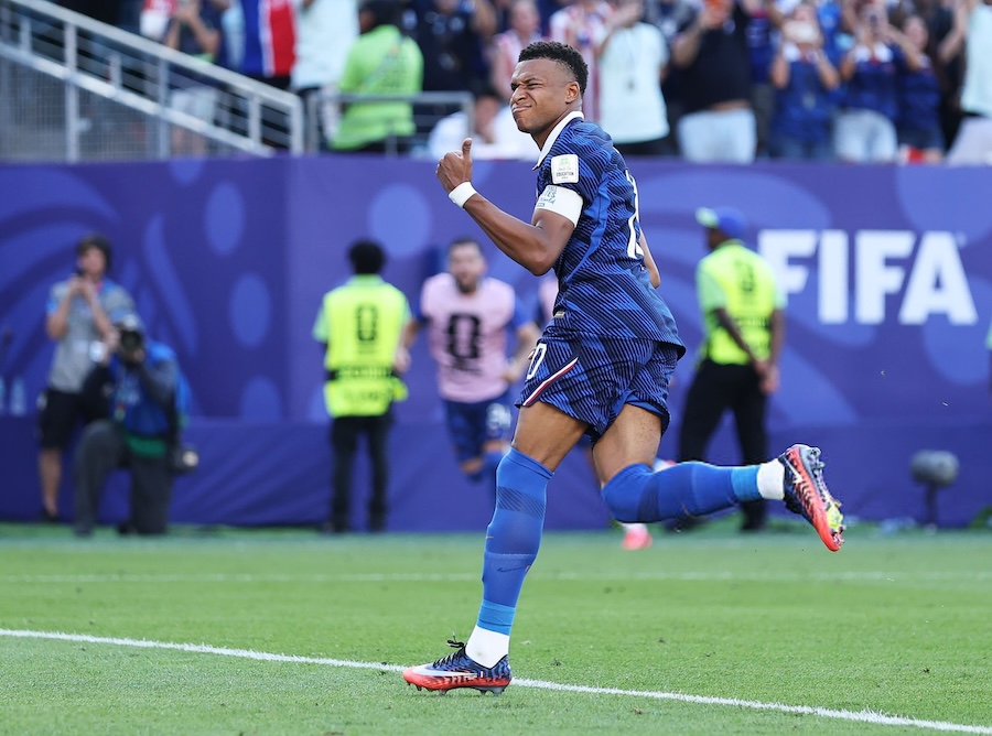 Video bàn thắng duy nhất của Mbappe đưa Pháp vào tứ kết World Cup 2026