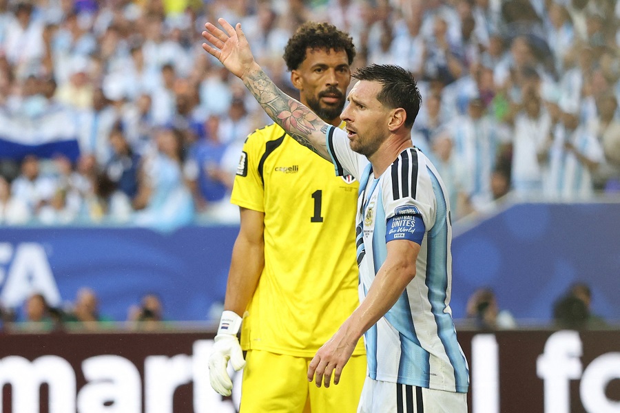 Messi 4 lần bị từ chối bàn thắng trước Vozinha - thủ môn gây sốt tại World Cup 2026