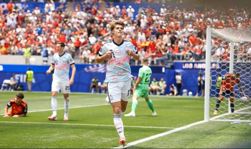 VIDEO De Ketealera khiến Tây Ban Nha nhận bàn thua đầu tiên ở World Cup 2026