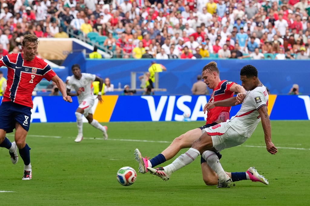 VIDEO: Bàn thắng gỡ hoà của Bellingham cho Anh trước Na Uy ở tứ kết World Cup 2026