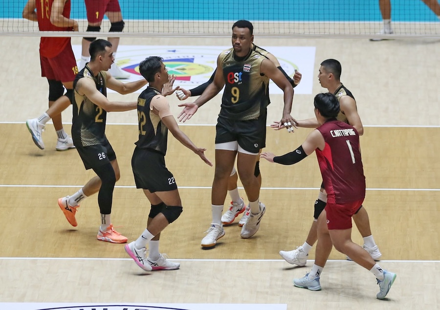 Thái Lan thắng dễ Myanmar, trở thành đội đầu tiên vào bán kết SEA V Cup 2026