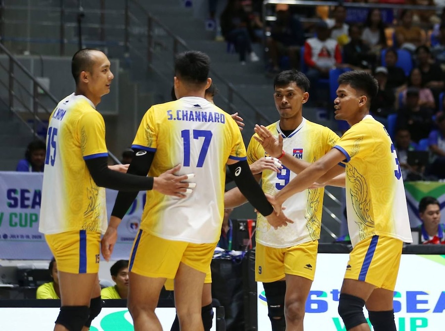 Campuchia thắng sốc Thái Lan, lần đầu tiên vào chung kết SEA V Cup