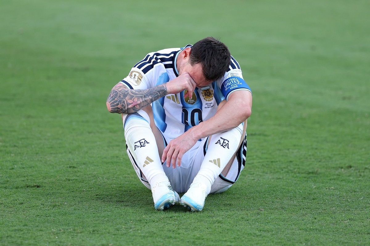 Messi lần đầu tiên lên tiếng sau khi Argentina thua Tây Ban Nha ở chung kết World Cup