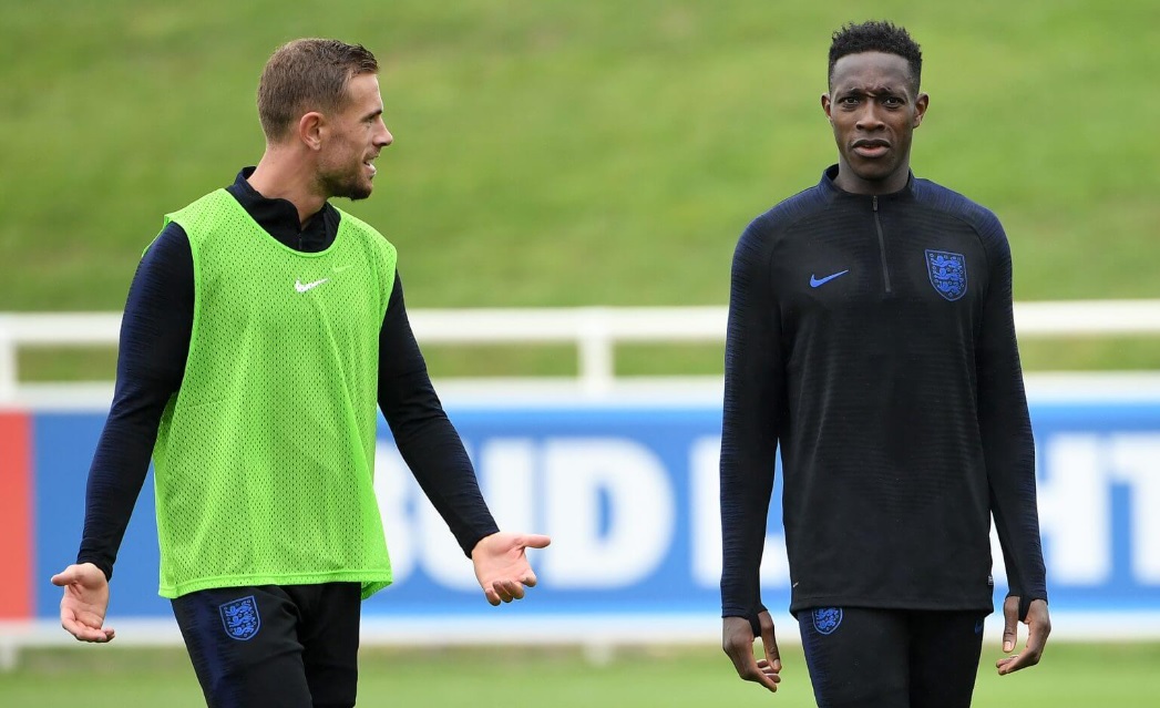 Henderson và Welbeck trong màu áo đội tuyển Anh năm 2018 (Ảnh: Getty Images)