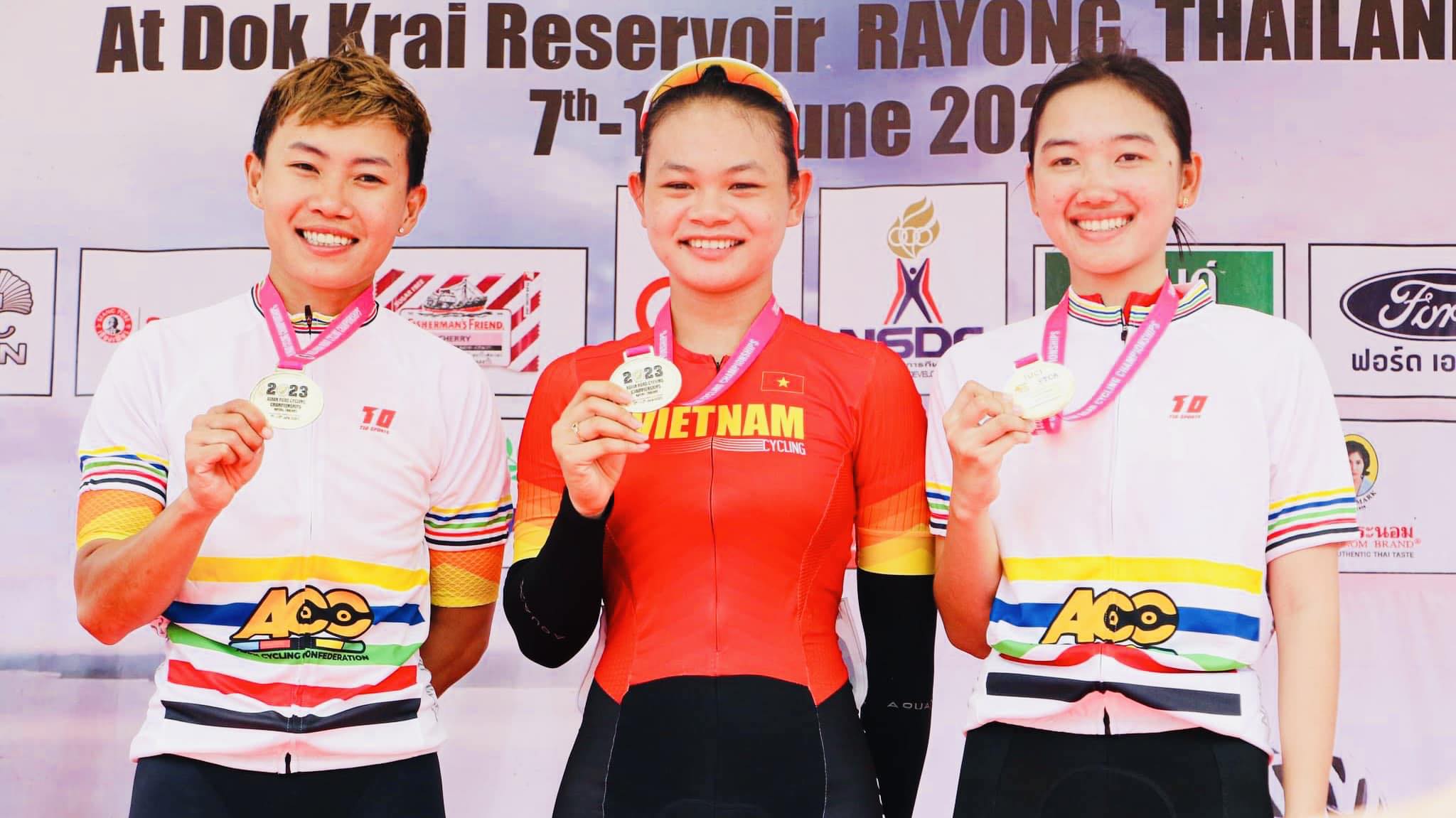 Xe đạp đường trường Việt Nam đại thành công tại giải châu Á 2023 với 3 HCV, 1 HCĐ Xe đạp đường trường Việt Nam đại thành công tại giải châu Á 2023 với 3 HCV, 1 HCĐ
