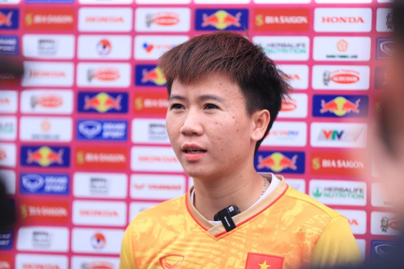 Tuyết Dung thẳng thắn chỉ ra điểm yếu của tuyển nữ Việt Nam trước SEA Games 32 Tuyết Dung thẳng thắn chỉ ra điểm yếu của tuyển nữ Việt Nam trước SEA Games 32