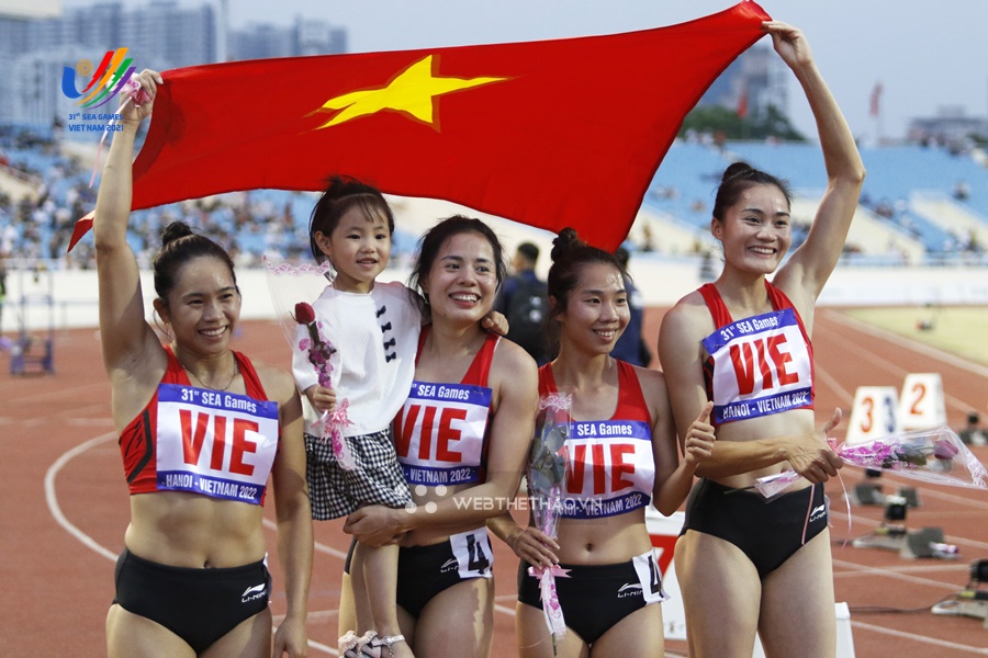 Đội chạy 4x400m nữ bảo vệ thành công HCV, điền kinh Việt Nam có HCV thứ 19