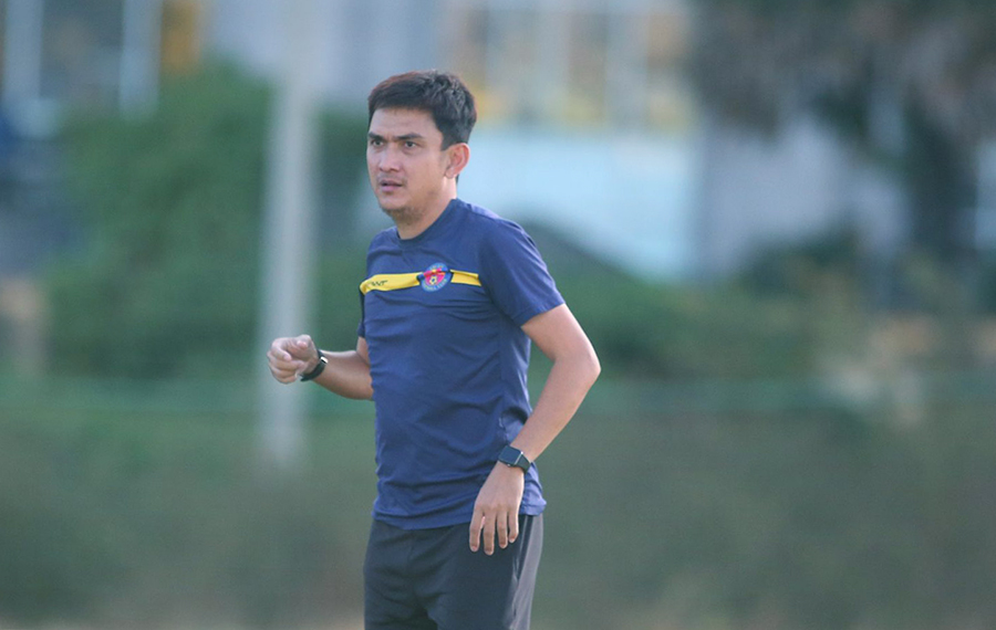 Trợ lý Tuấn Phong cảm thấy bạc bẽo khi rời Sài Gòn FC Trợ lý Tuấn Phong cảm thấy bạc bẽo khi rời Sài Gòn FC