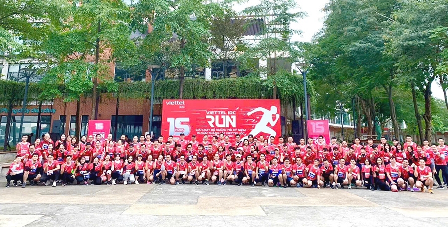 Viettel Runners - Cuộc đổ bộ h&ugrave;ng hậu v&agrave;o Viettel Marathon 2024