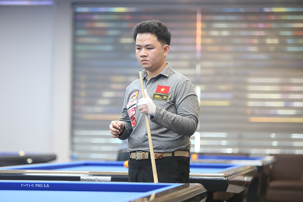 Nh&agrave; VĐTG Bao Phương Vinh c&ugrave;ng d&agrave;n sao thua sốc tại giải Billiard Carom 3 băng C&uacute;p MVT 2023