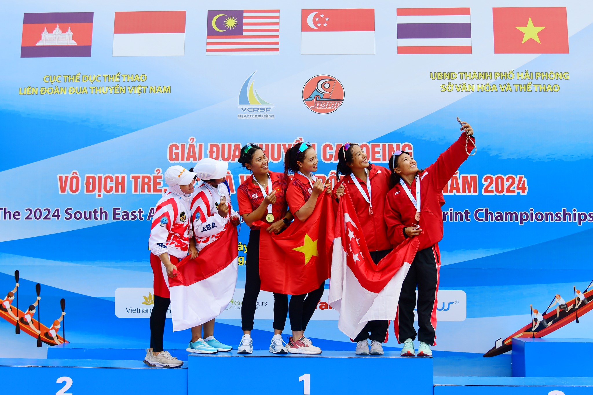 Việt Nam dẫn đầu áp đảo tại Giải Đua thuyền Canoe vô địch U19, U23 và vô địch Đông Nam Á
