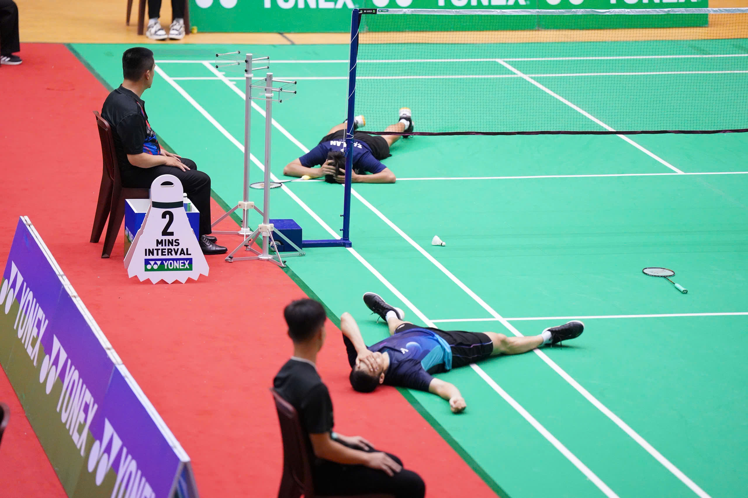 Nguyễn Tiến Minh v&agrave; Trần L&ecirc; Mạnh An vắt kiệt sức ở giải cầu l&ocirc;ng V&ocirc; Địch C&aacute; nh&acirc;n Quốc Gia 2025