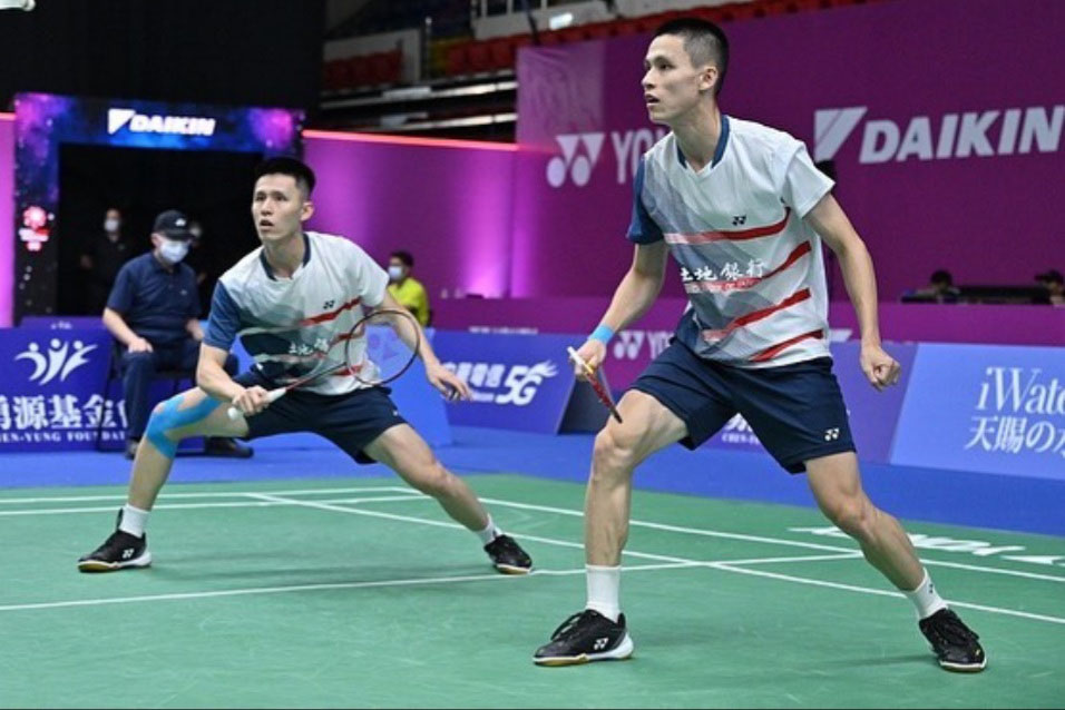 Anh em Lee cứu 2 Match Point tại cầu lông Swiss Open: Bản lĩnh của bền bỉ và bài học kinh tế từ những "cặp song sinh"