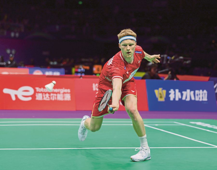 Anders Antonsen thắng cựu vô địch thế giới cầu lông tại Thomas Cup 2026: Bản lĩnh lên tiếng đúng lúc