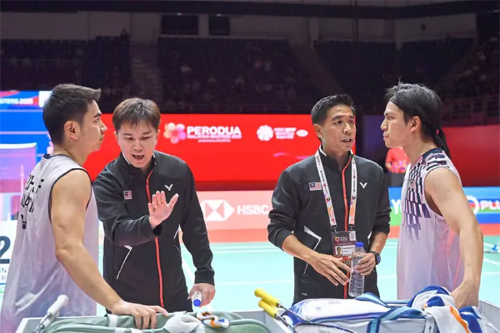 Bước ngoặt từ Học viện cầu lông ABM: Sze Fei-Izzuddin tìm lại quỹ đạo đỉnh cao trước thềm Singapore Open 2026