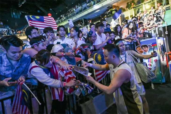 Thomas Cup 2026: Cầu lông Malaysia gây sốc với chiến thuật "xé cặp" đôi nam trước Nhật Bản và bài toán quản trị biến số