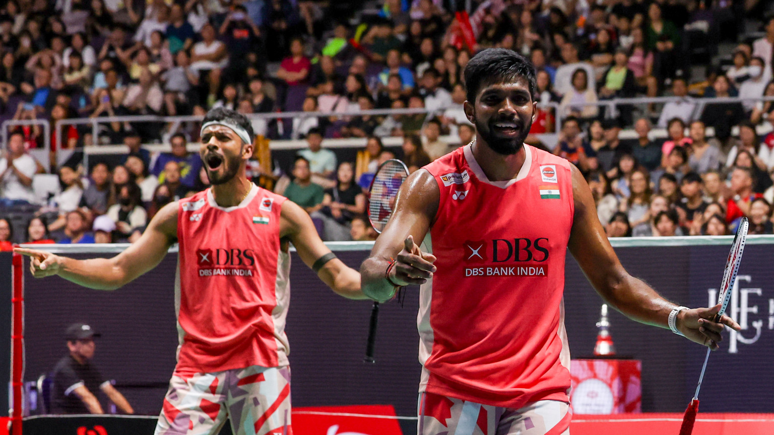 Chirag Shetty và Satwiksairaj Rankireddy cuối cùng cũng không bị loại sớm ở giải cầu lông Singapore Open